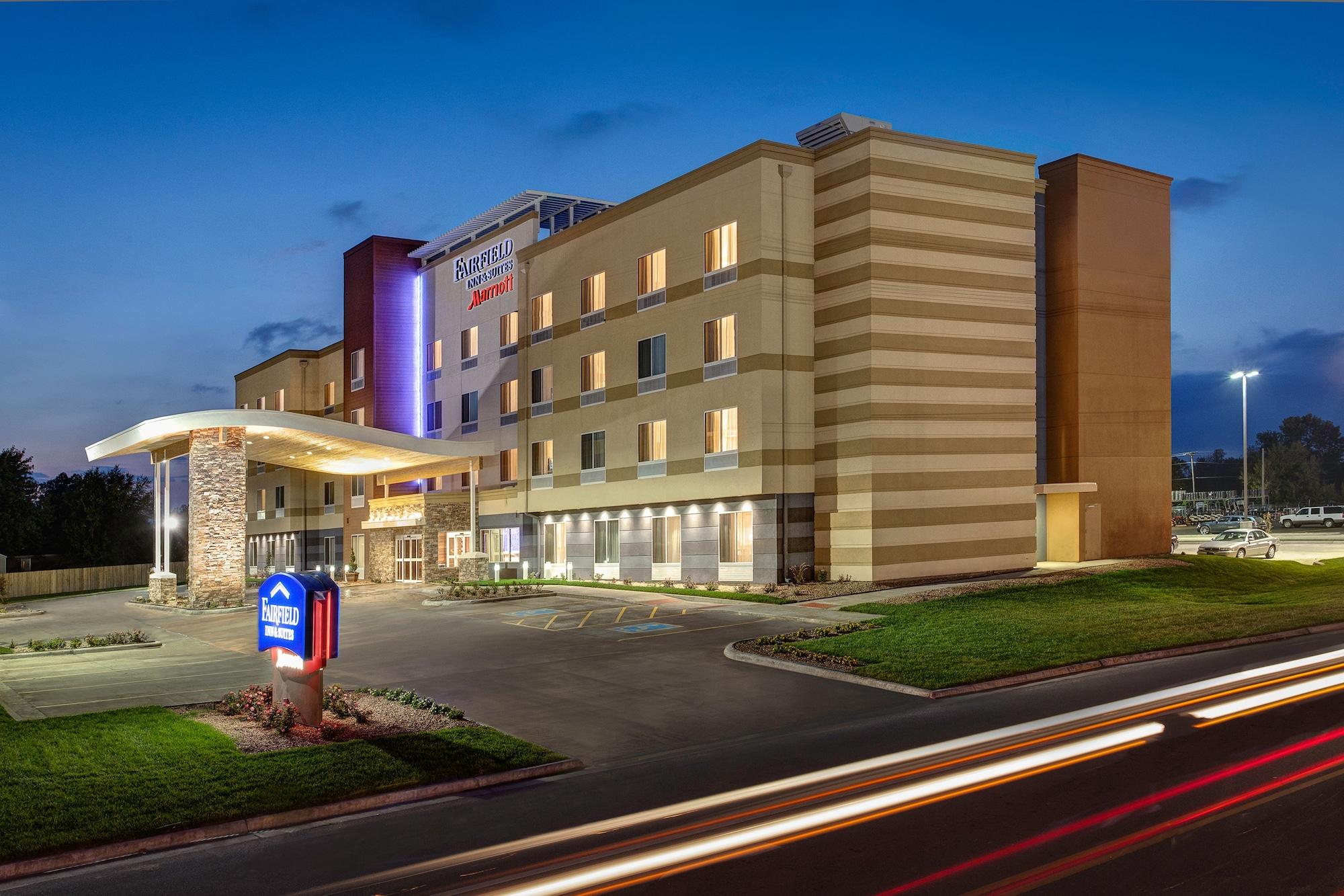 Fairfield Inn & Suites By Marriott Plymouth Exterior photo