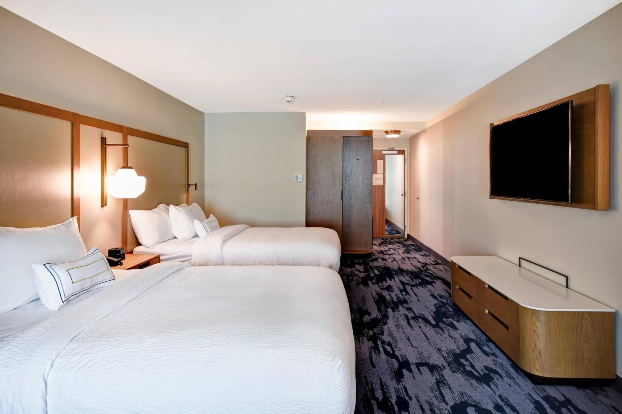 Fairfield Inn & Suites By Marriott Plymouth Exterior photo